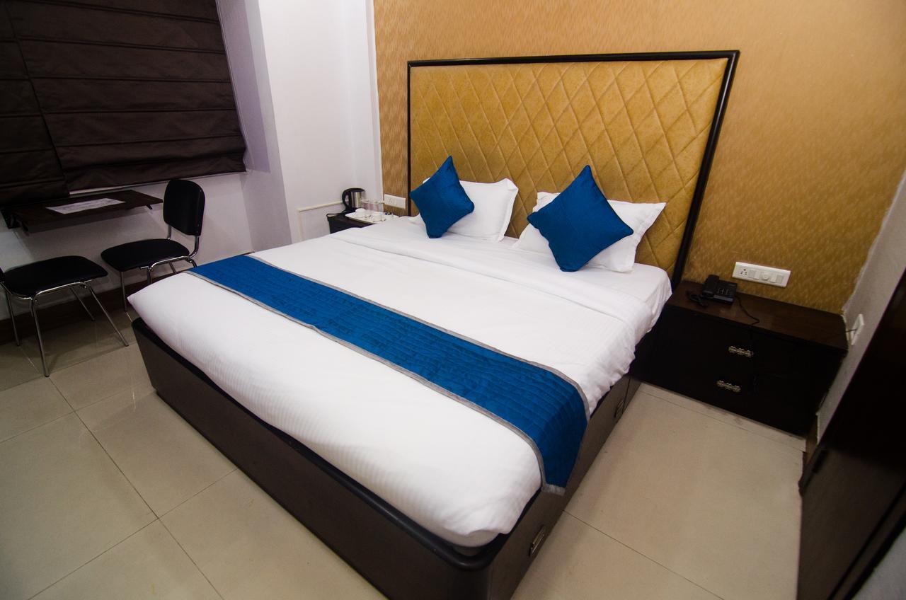Hotel Q-Inn Kalkutta Kültér fotó