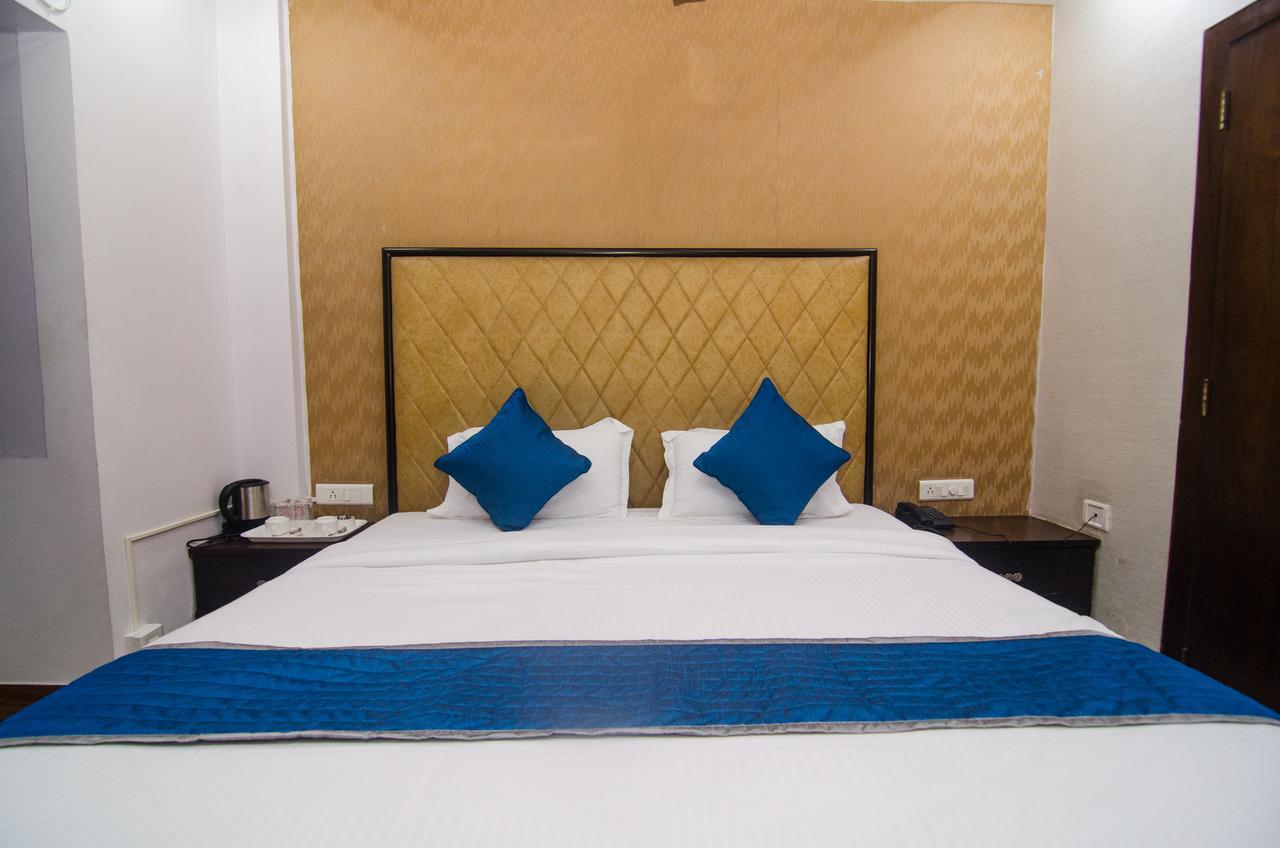 Hotel Q-Inn Kalkutta Kültér fotó